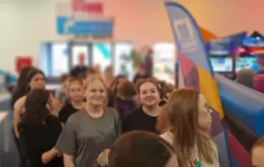 pELsfNI8
